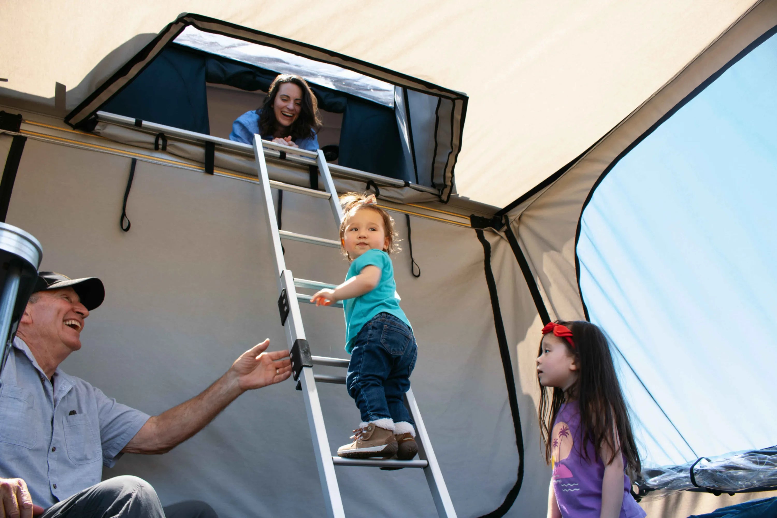 James Baroud - Family Room